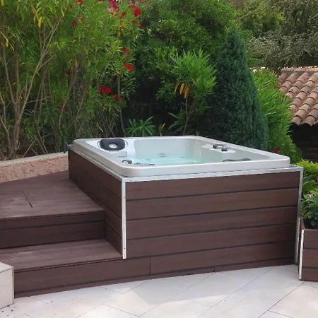 Luxurious Holiday Home In Saint Rapha L With Jacuzzi Σπίτι διακοπών *
