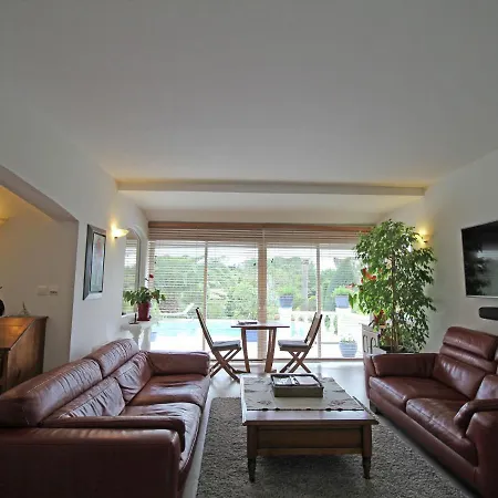 Luxurious Holiday Home In Saint Rapha L With Jacuzzi Saint-Raphaël